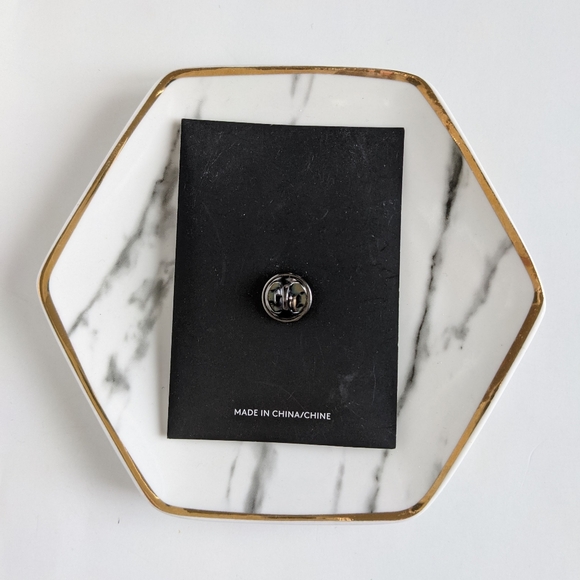 Coach Varsity New York NYC Baseball Pin - Picture 4 of 8